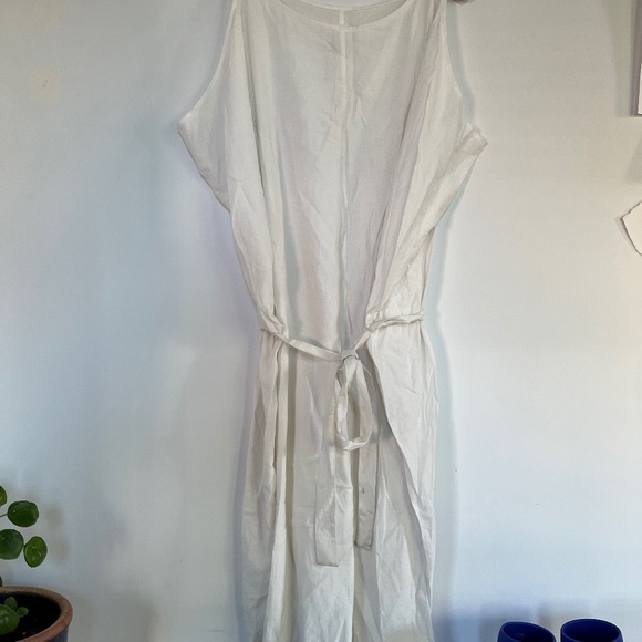 Sunja Link dress - Picture 1 of 3